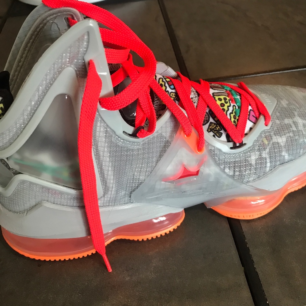 Lebron fogs new